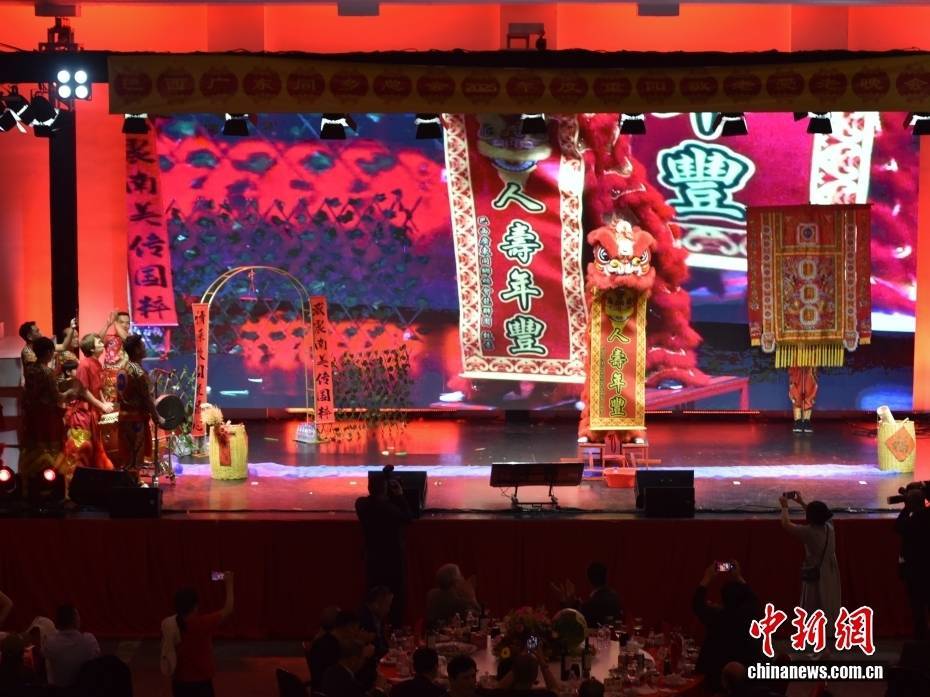 巴西首个“全华班”龙狮团：岭南流脉 南美传声