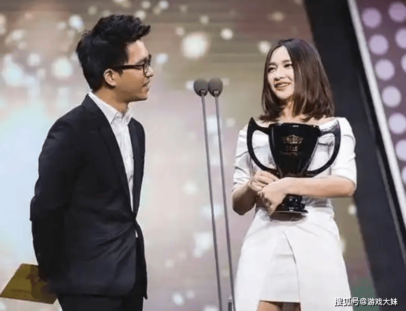 历届LPL最佳解说盘点，米勒获得3次，有一人能力强却始终拿不到奖