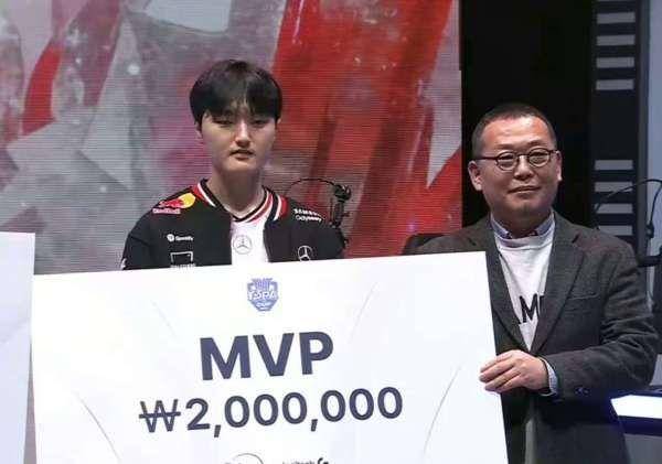 「ray.lol」离婚大战！ HLE姑妈复仇T1？还是Keria手刃前任？